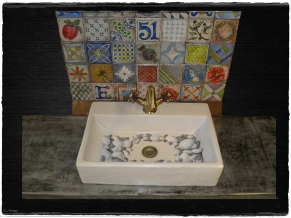 Τραβερτίνο ειδική κατασκευή πάγκος και νιπτήρας φήμιος ζωγραφιστός σετ κέρκυρα