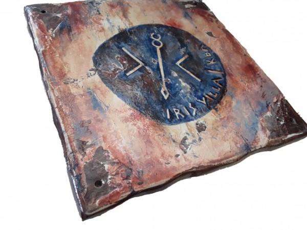 Μοναστηριακή Χειροποίητη Παλιωμένη Πινακίδα Τοίχου Ξενοδοχείου 60 χ 60 cm Iris Villa Kea