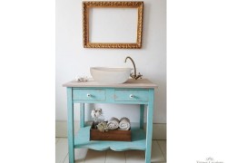 Vintage bathroom furniture Ioanna offers