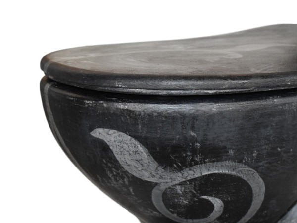 Λεκάνες καζανάκια μαύρες travertino με σχέδιο