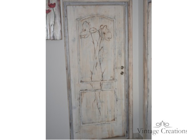 Χειροποίητες πόρτες vintage με σχέδια 