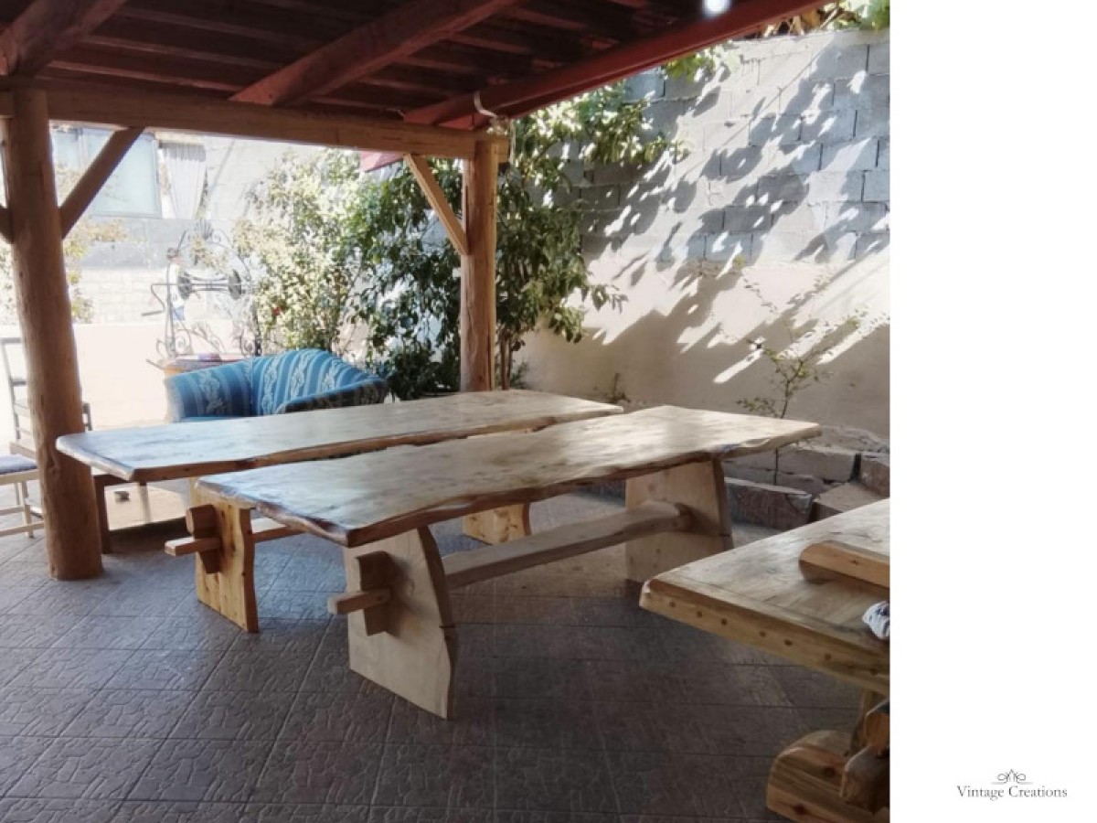 Χειροποίητη Μασίφ Τραπεζαρία «Καρυές»