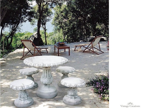 Χειροποίητο σετ τραπέζι με καθίσματα  από μάρμαρο Ανδρονίκη 