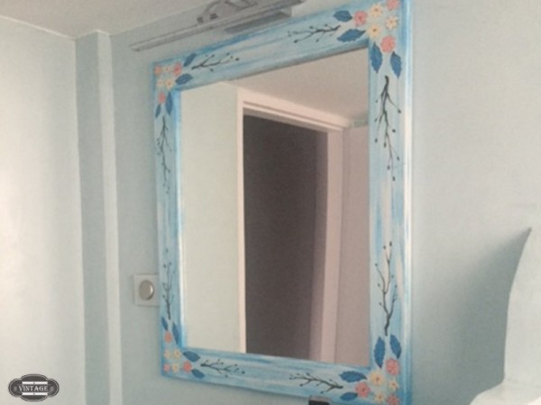 Ξύλινοι καθρέφτες με παλαίωση σμύρνη 60 χ 80 cm