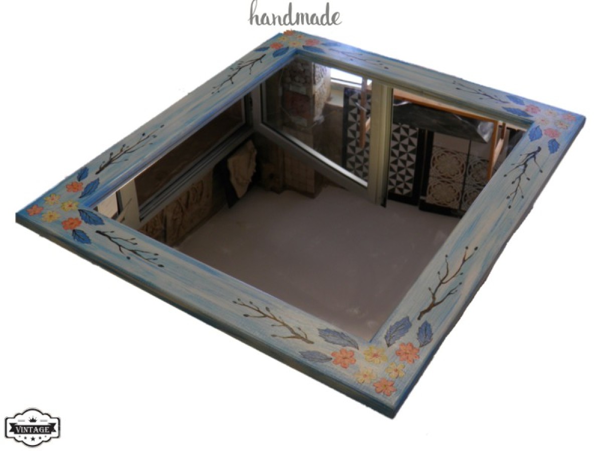 Ξύλινοι καθρέφτες με παλαίωση σμύρνη 60 χ 80 cm