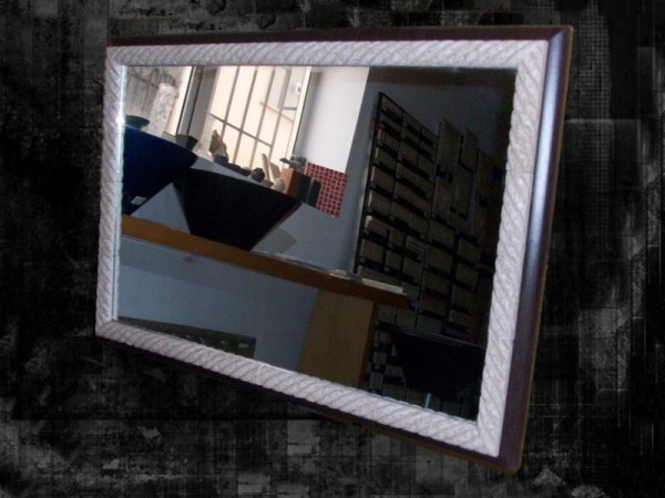 Travertine Mirrors plait