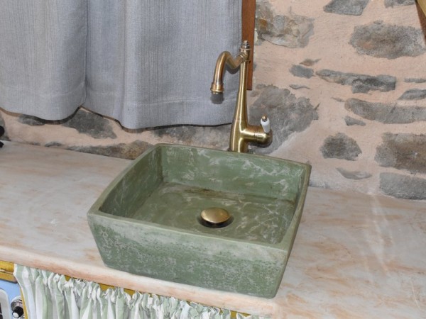 Small Kitchen Kitchen Sink