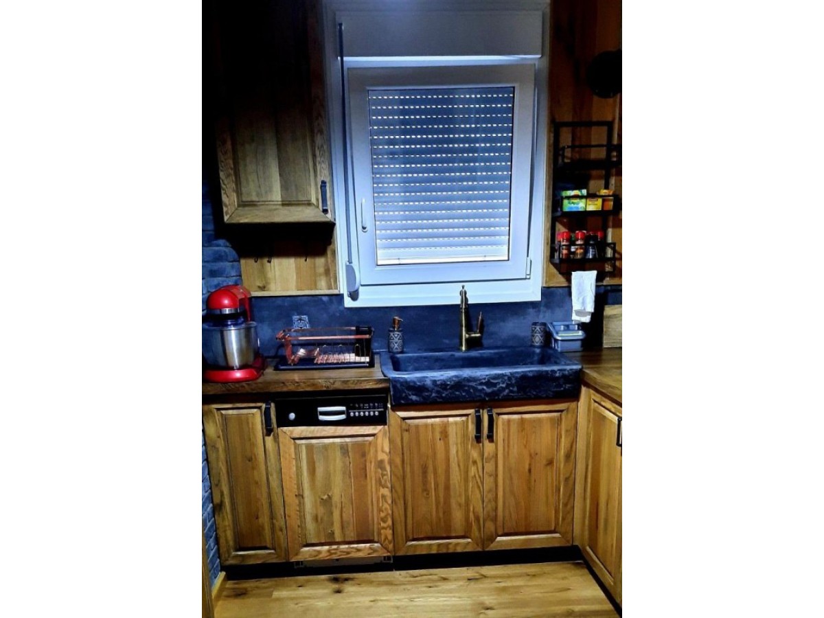 Μονός χειροποίητος νεροχύτης κουζίνας μαύρος Travertino