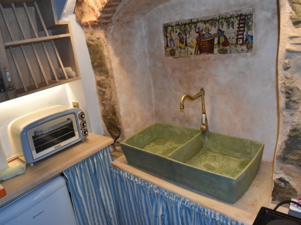 Travertino kitchen double handmade kitchen sink