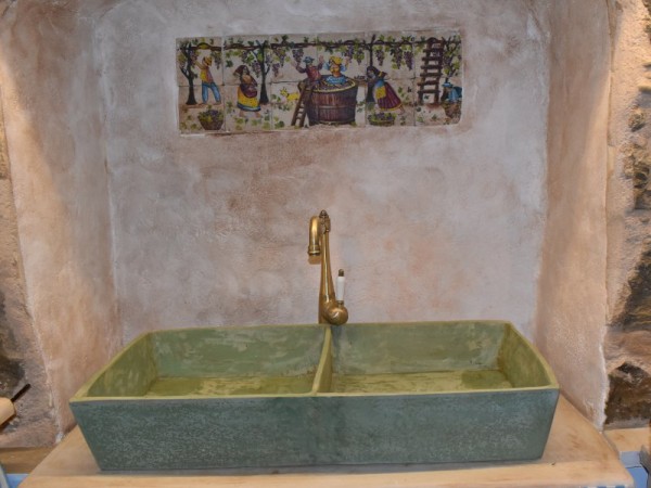 Travertino kitchen double handmade kitchen sink