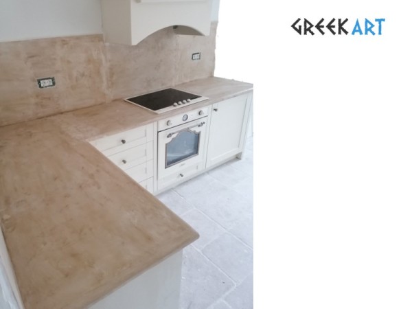 Χειροποίητη Πέτρινη Επένδυση Κουζίνας Και Πάγκοι Από Πέτρα Τραβερτίνο