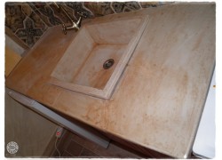 Χειροποίητοι Πάγκοι Κουζίνας Από Ηφαιστειακή Πέτρα Τραβερτίνο