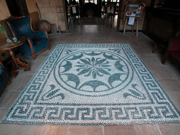 Afroessa pebbled floor art