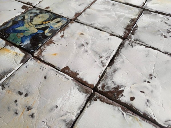 Αντικέ Ρουστίκ Παλαιωμένα Τραβερτίνο Πλακάκια Μύκονος Λευκό Παλιό 10,5 χ 10,5 cm