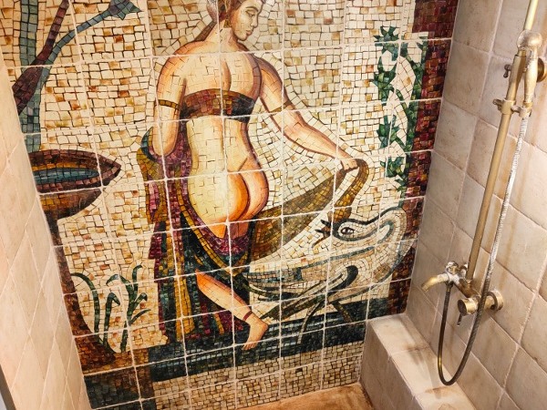 Πλακάκια μπάνιου τραβερτίνο ζωγραφική ψηφιδωτη η Λήδα και ο Δίας