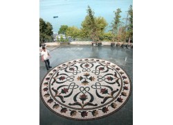 Pebbles in Mani net pattern!