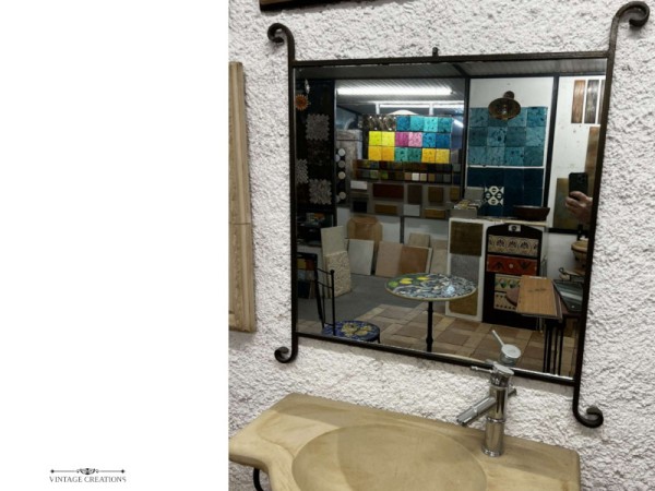 Προσφορά Μεταλλικός Κρεμαστός Τετράγωνος Καθρέπτης 80,00€