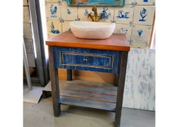 Προσφορά Έρμης μπάνιου έπιπλο  με παλαίωση τιμή 530,00 €