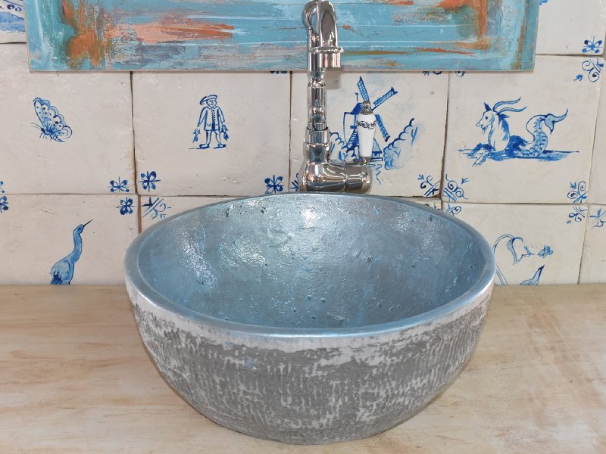 Προσφορά Χειροποίητος Επιτραπέζιος Νεροχύτης Δίχρωμος Στην Τιμή 90,00 €