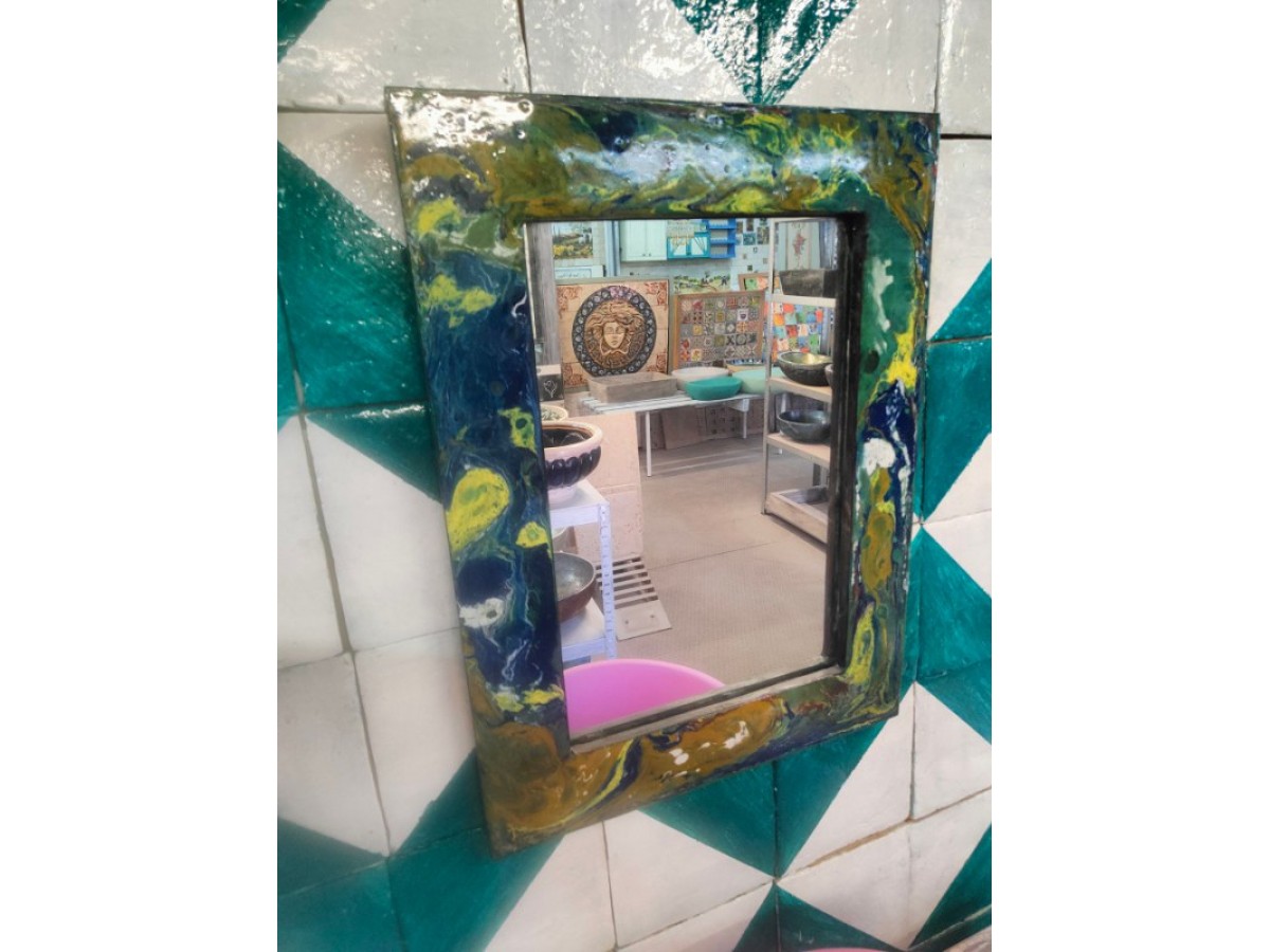 Χειροποίητος πολύχρωμος design καθρέφτης προσφορά 100.00 €