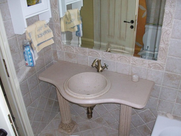 Χειροποίητη Κονσόλα Νιπτήρα Μπάνιου Δίας.